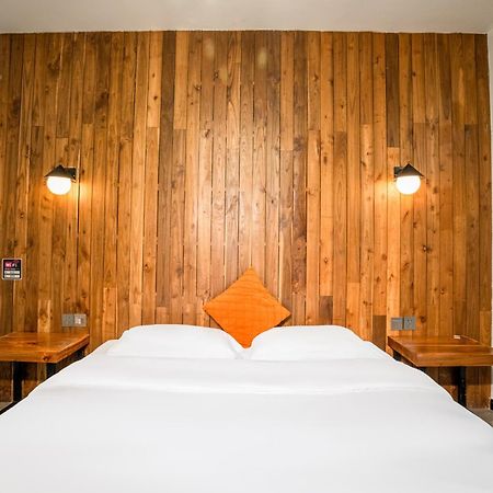 Tianmenshan Loft Art Inn Жангжиаже Екстериор снимка