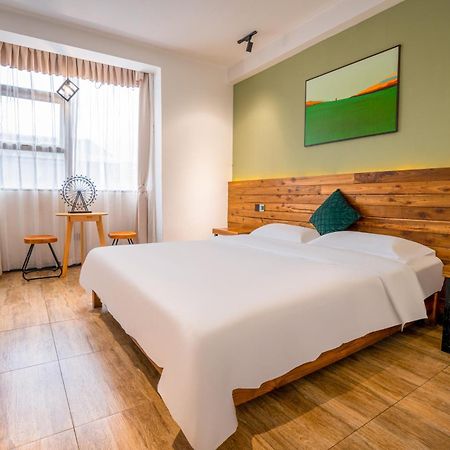 Tianmenshan Loft Art Inn Жангжиаже Екстериор снимка