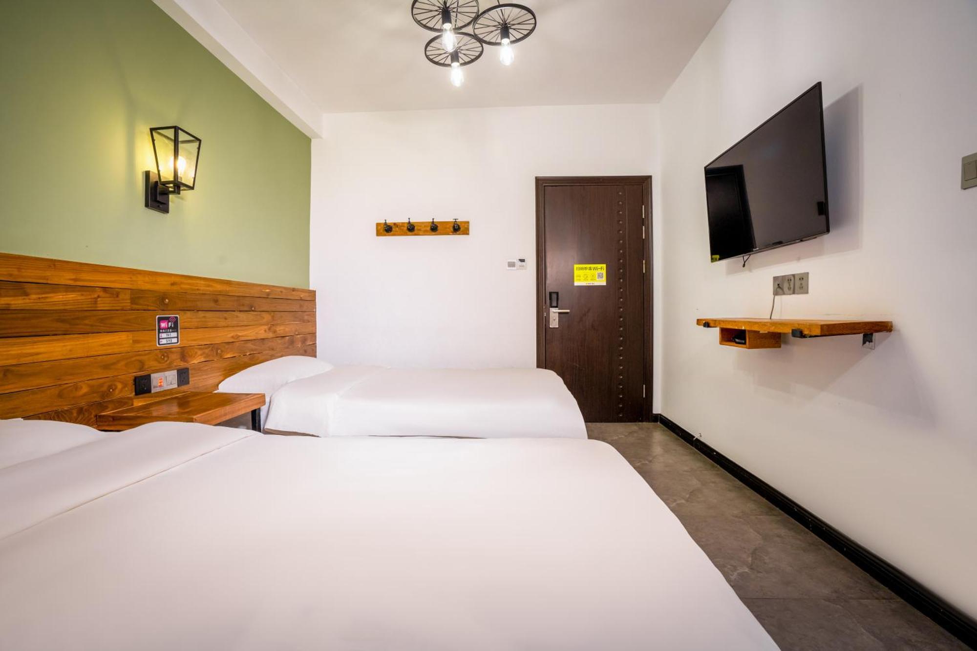 Tianmenshan Loft Art Inn Жангжиаже Екстериор снимка